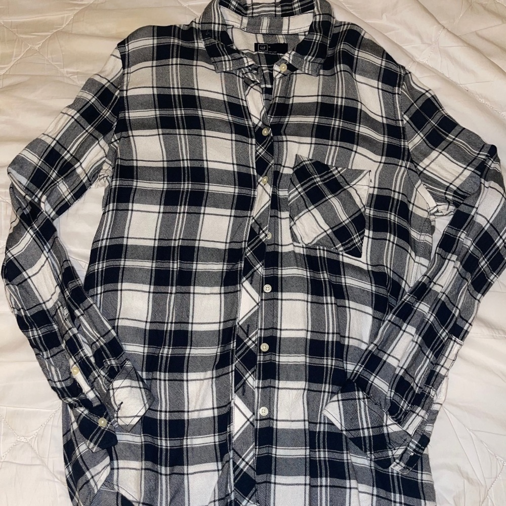 Gap button down plaid shirt
